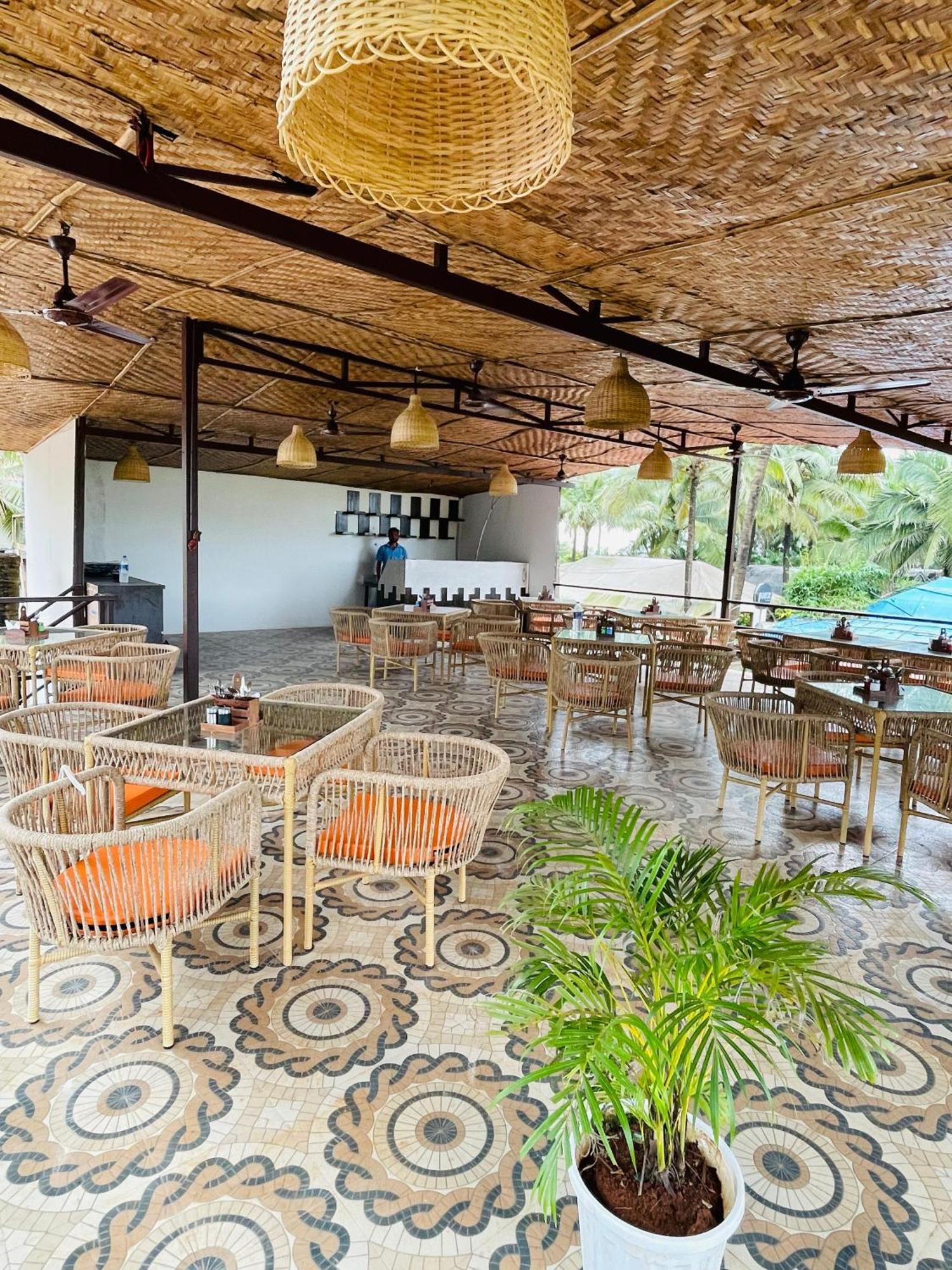 Arabian Sea Beach Resort มอร์จิม ภายนอก รูปภาพ